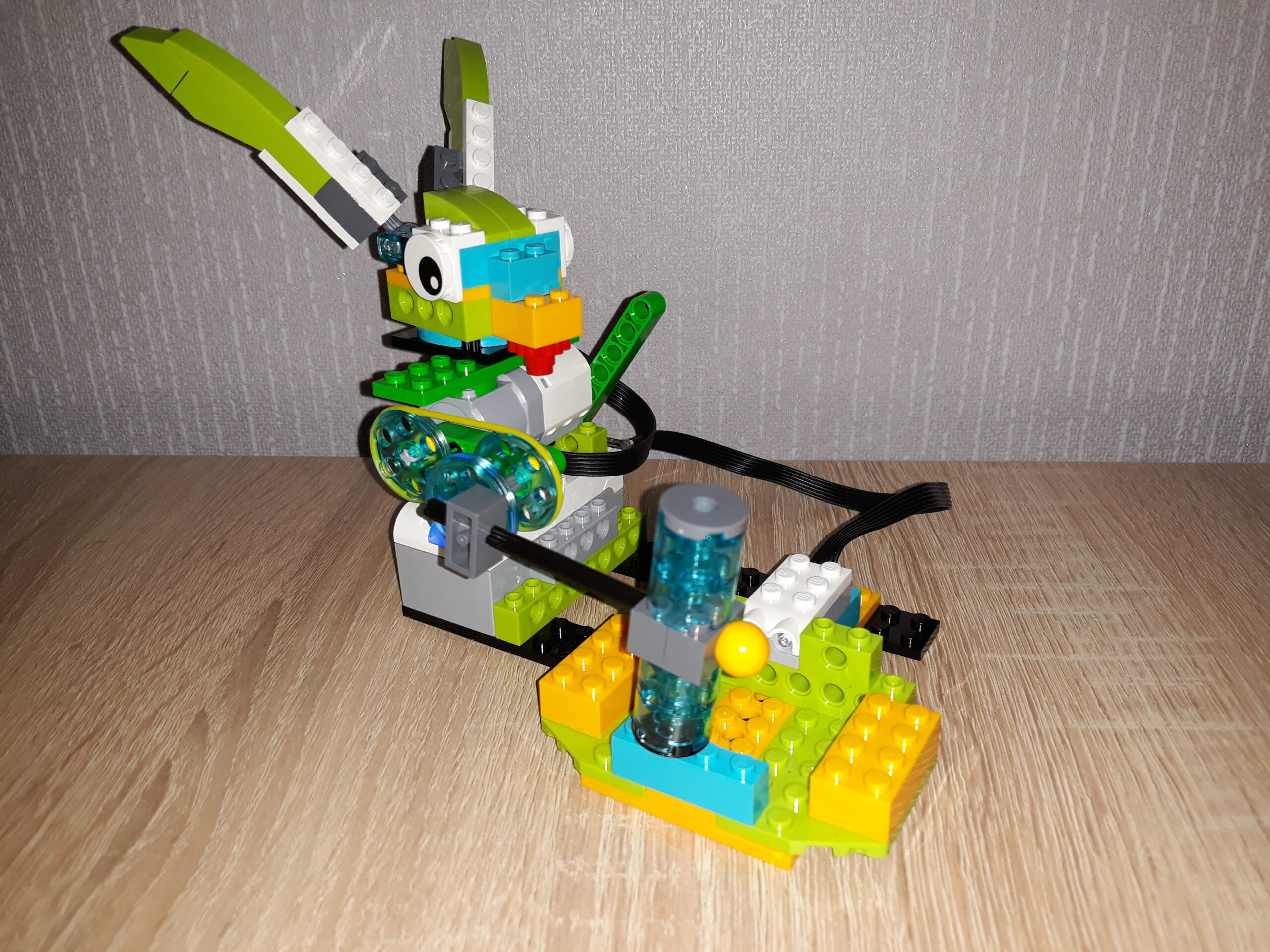 Инструкция по сборке из набора LEGO Education WeDo 2.0 Проворный кролик