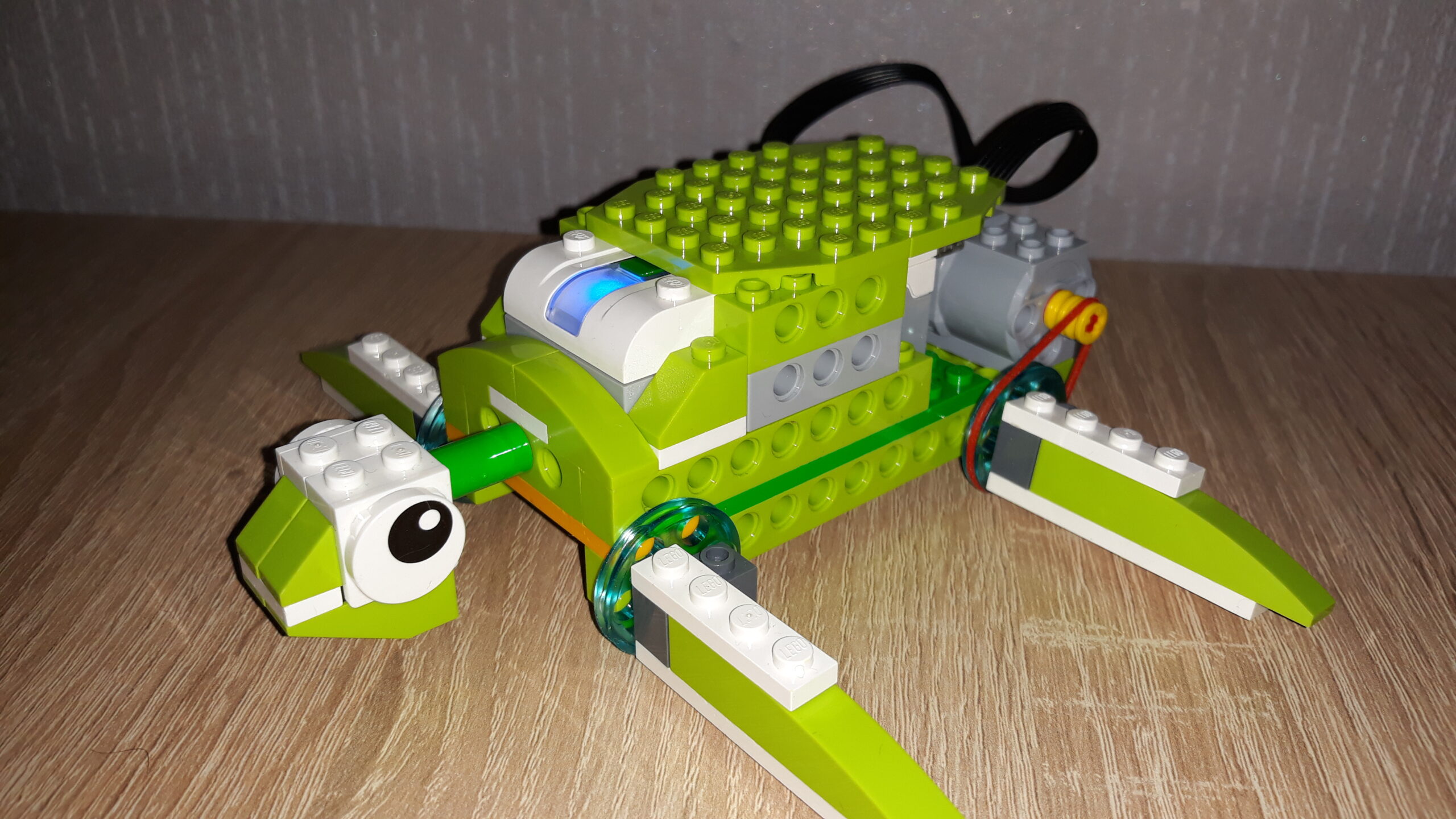 Инструкция по сборке из набора LEGO Education WeDo 2.0 Черепашка