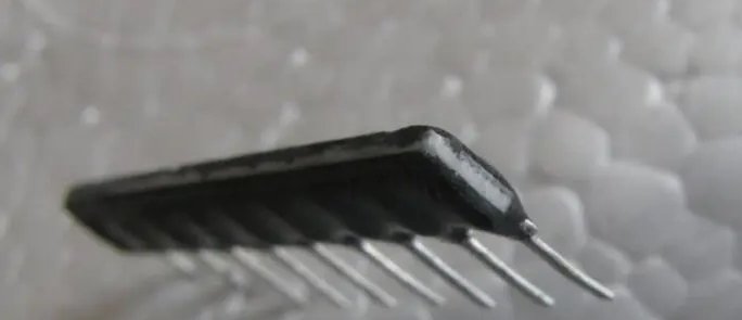 Черное полимерное покрытие резистора